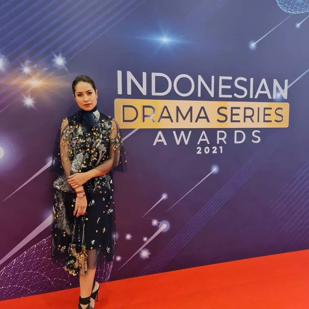 Penampilan pemain Ikatan Cinta di Indonesia Drama Series Award 2021 © 2021 brilio.net Penampilan pemain Ikatan Cinta di Indonesia Drama Series Award 2021 © 2021 brilio.net