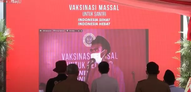 Harapan santri kepada Presiden © YouTube Harapan santri kepada Presiden © YouTube