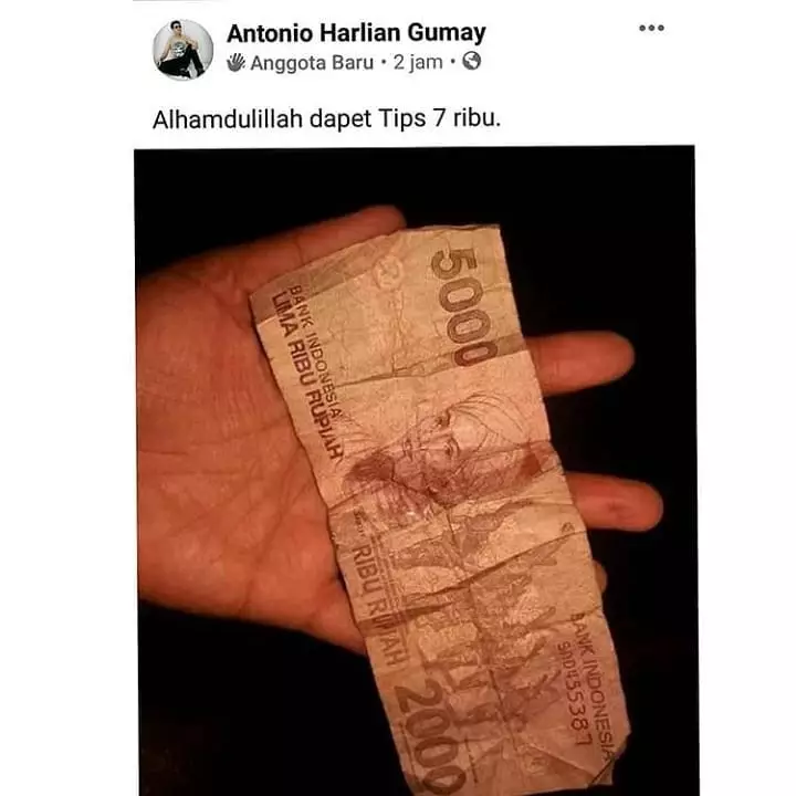 status Facebook yang bikin kamu kudu lihat jeli © 2021 instagram.com