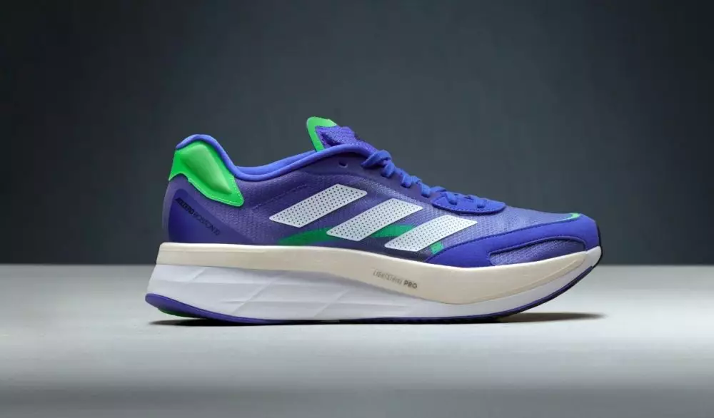 3 Sepatu pelari © 2021 brilio.net 3 Sepatu pelari © 2021 brilio.net