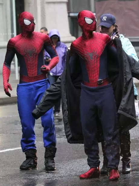 Momen pemain Spider-Man bareng pemain penggantinya berbagai sumber