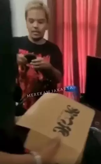 Detik-detik Coki Pardede ditangkap polisi © berbagai sumber