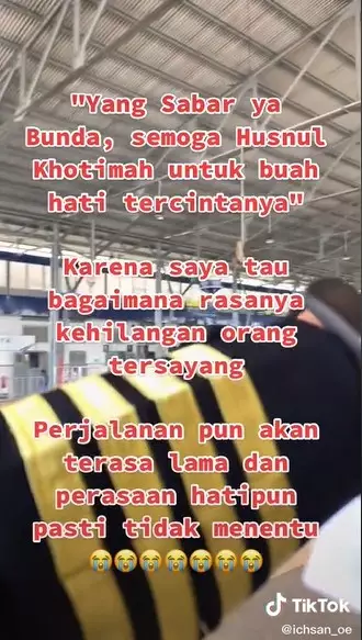 aksi petugas KAI ini tuai pujian © TikTok/@ichsan_oe