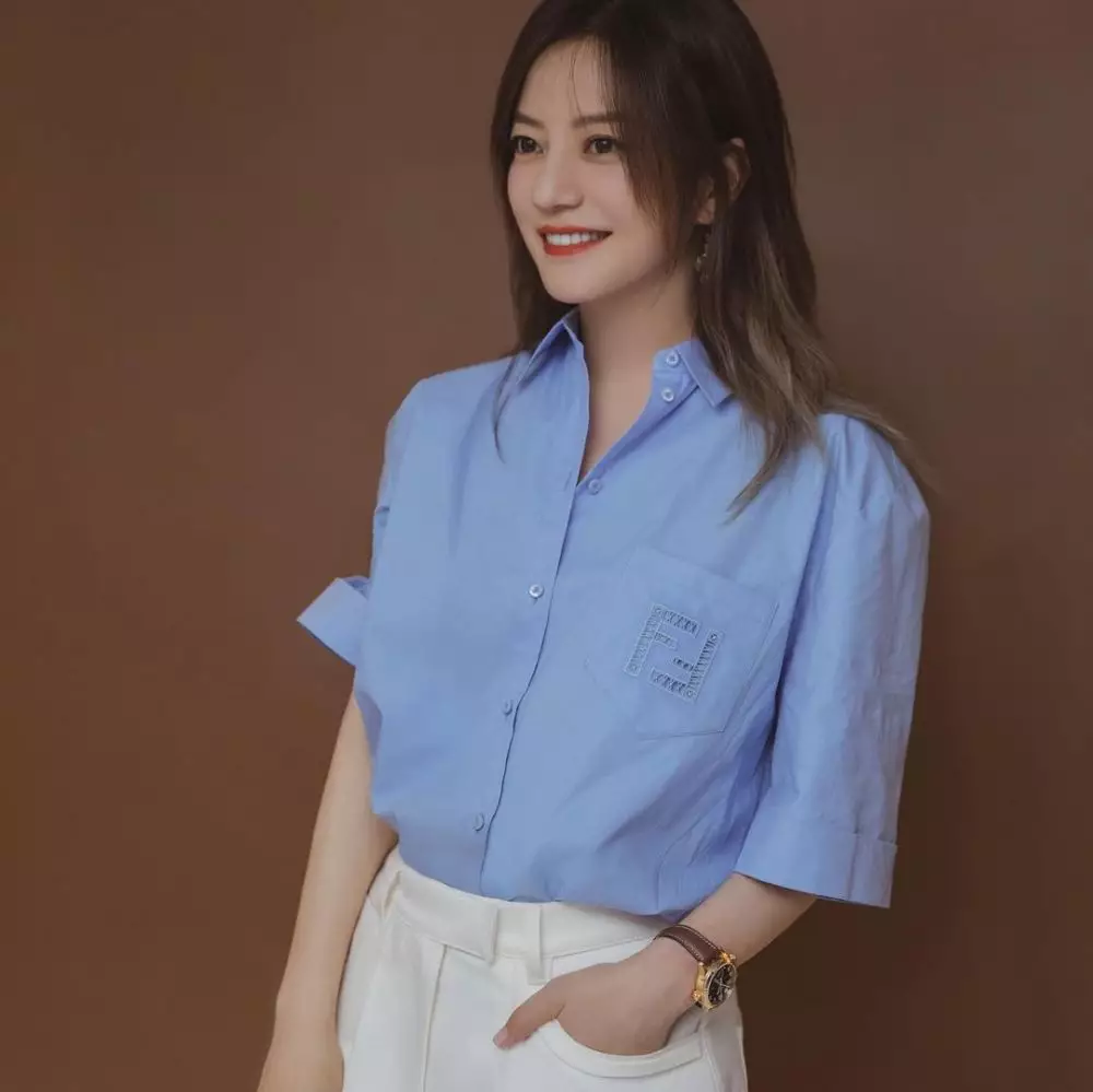 Gaya Vicky Zhao 'Putri Huan Zhu' Instagram