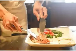 5 Zodiak ini dikenal paling pintar memasak, kamu termasuk nggak?