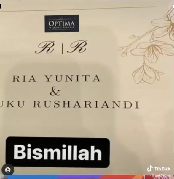 undangan hajatan Ria Ricis © 2021 brilio.net