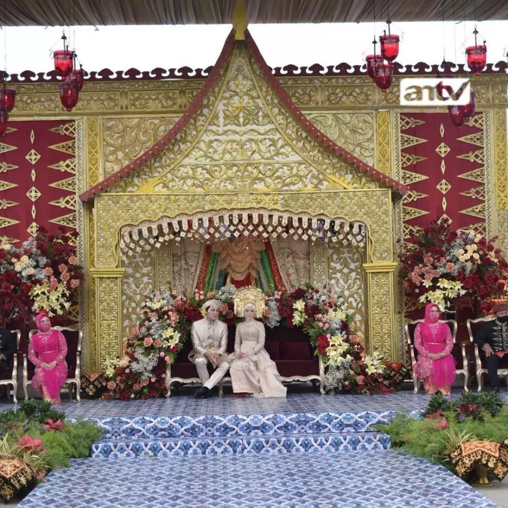 momen manjalang ka rumah mintuo leslar © berbagai sumber momen manjalang ka rumah mintuo leslar © berbagai sumber