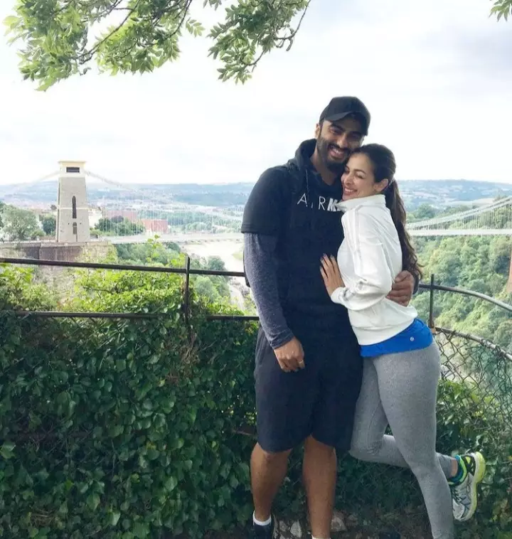 Seleb India ini jatuh ke pelukan pria beda usia Berbagai sumber Seleb India ini jatuh ke pelukan pria beda usia Berbagai sumber