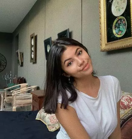 potret Yoona Gimenez 'Naluri Hati' Instagram potret Yoona Gimenez 'Naluri Hati' Instagram