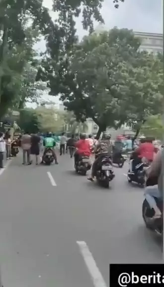 Motor direbut debt colecctor © Instagram/@gunabdillah