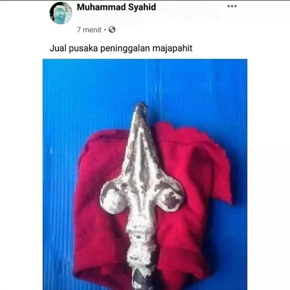 status jual barang rusak absurd banget © 2021 instagram.com