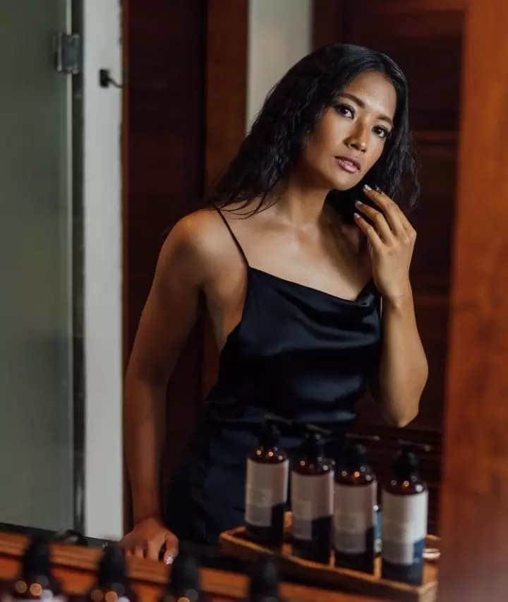 seleb pukau khalayak dengan kulit eksotis Berbagai sumber 