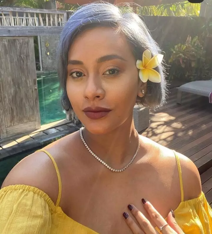 seleb pukau khalayak dengan kulit eksotis Berbagai sumber 