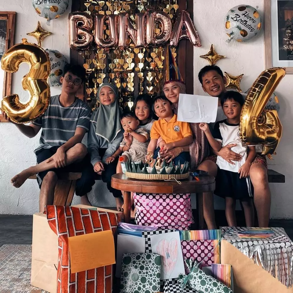 Ucapan Hanung Bramantyo untuk Zaskia Mecca © Instagram