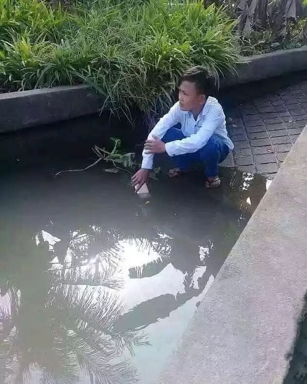 gara-gara nggak hati-hati malah jadi apes deh © 2021 instagram.com