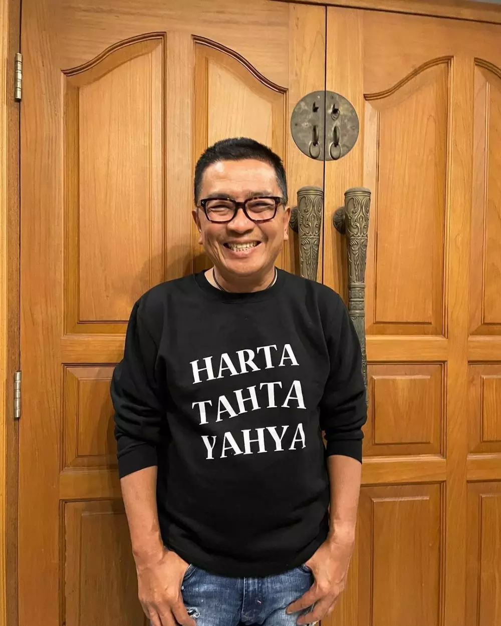 presenter kuis era 90-an dari berbagai sumber presenter kuis era 90-an dari berbagai sumber