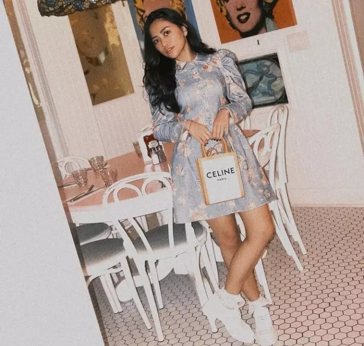 gaya rachel Vennya selama di New Yorks Instagram/@rachelvennya