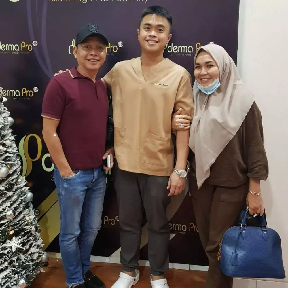 momen orang tua ayu ting ting perawatan © instagram momen orang tua ayu ting ting perawatan © instagram