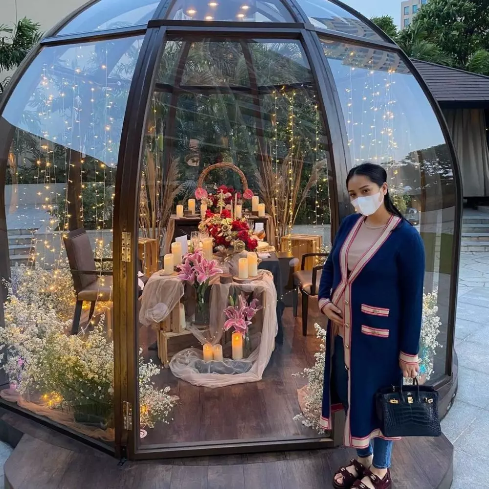 Dinner romantis Raffi dan Nagita © 2021 brilio.net