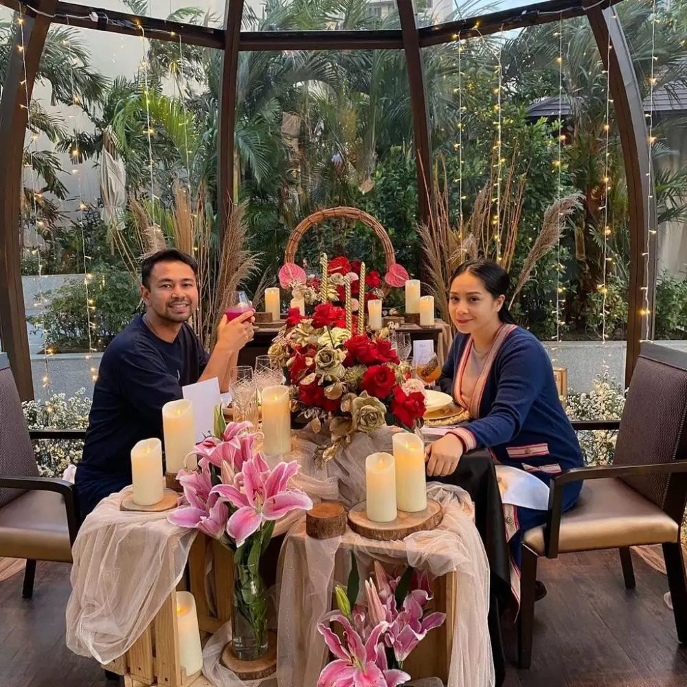Dinner romantis Raffi dan Nagita © 2021 brilio.net