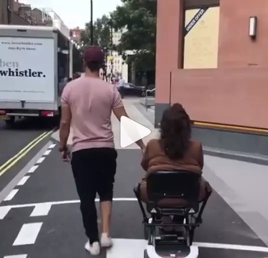 5 Cerita Akshay Kumar kenang mendiang ibunda, ulang tahun terasa sepi berbagai sumber 5 Cerita Akshay Kumar kenang mendiang ibunda, ulang tahun terasa sepi berbagai sumber