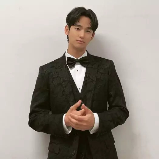 Artis Korea ini punya bayaran termahal dari berbagai sumber Artis Korea ini punya bayaran termahal dari berbagai sumber