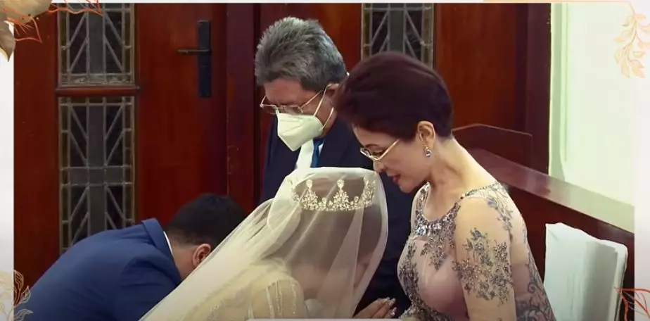 penikahan anak Minati Atmanegara © 2021 brilio.net