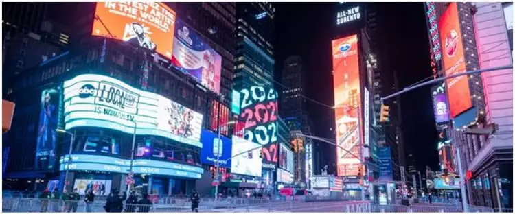 Merinding, lagu 'Indonesia Pusaka' diputar di Times Square New York
