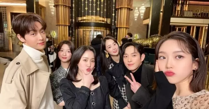 momen manis di belakang layar pemain Penthouse Berbagai sumber 