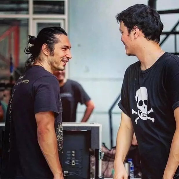 Aktor cowok rambut dicepol © 2021 brilio.net