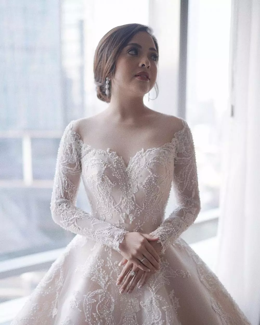 seleb pakai gaun rancangan Hian Tjen Instagram © 2021 brilio.net