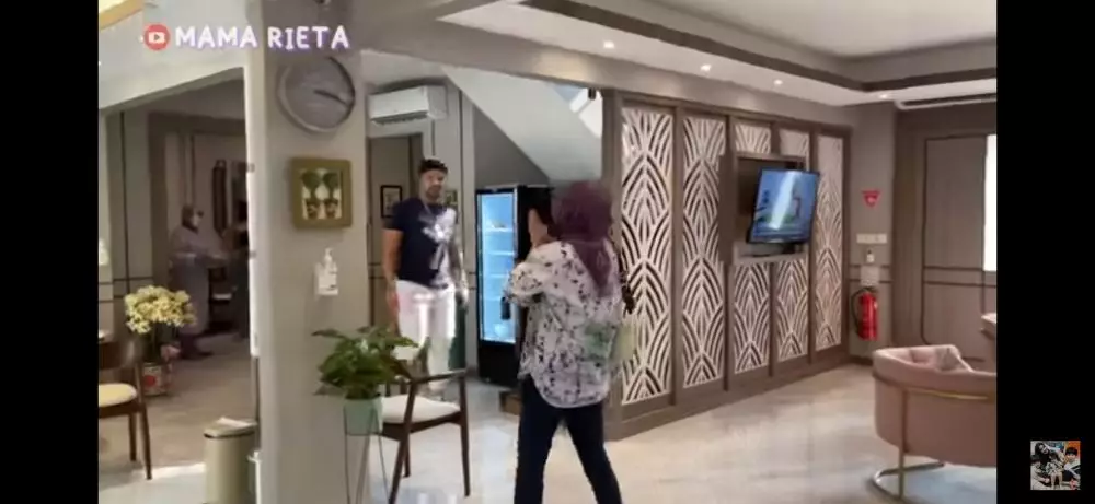 penampakan klinik baru Nagita Slavina © 2021 brilio.net penampakan klinik baru Nagita Slavina © 2021 brilio.net