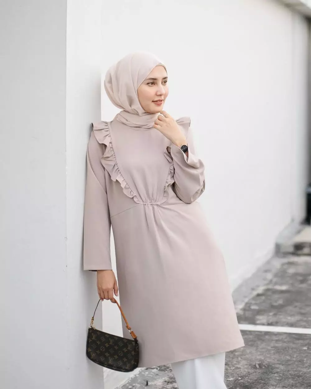 Potret Rara Nawangsih Instagram © 2021 brilio.net Potret Rara Nawangsih Instagram © 2021 brilio.net