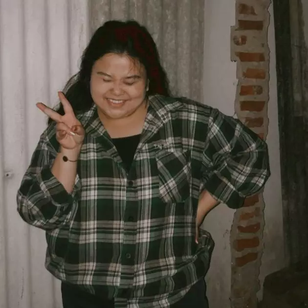 Potret Adinda Savalas Instagram