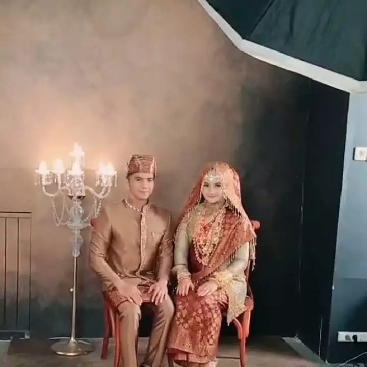 prewedding Ridho DA dan Syifa © 2021 berbagai sumber prewedding Ridho DA dan Syifa © 2021 berbagai sumber