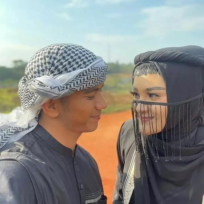 prewedding Ridho DA dan Syifa © 2021 berbagai sumber prewedding Ridho DA dan Syifa © 2021 berbagai sumber