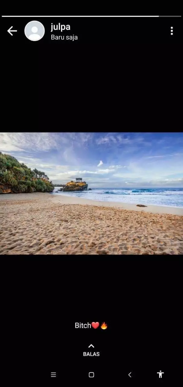 kesalahan di status WA pas pakai bahasa Inggris © 2021 twitter.com