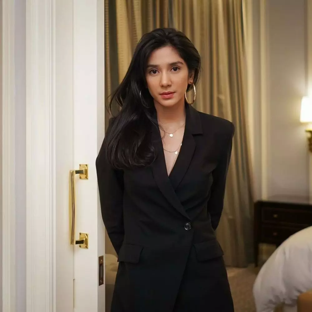 co host Deddy Corbuzier Hitam Putih dari berbagai sumber co host Deddy Corbuzier Hitam Putih dari berbagai sumber