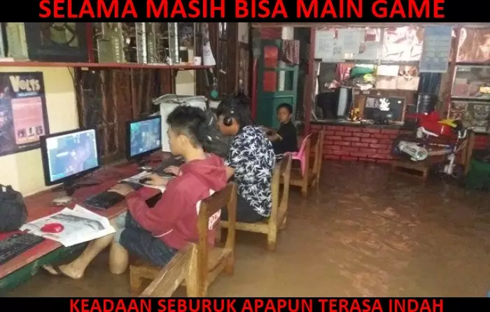 meme kecanduan game istimewa