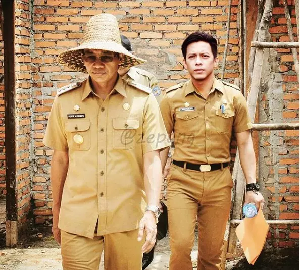 editan seleb pns © 2021 berbagai sumber