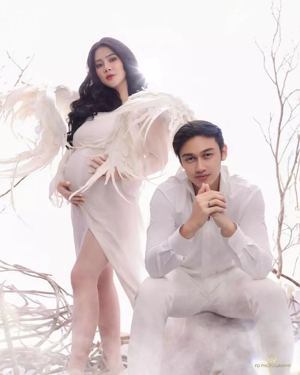 potret maternity shoot Felicya Angelista Instagram/@fdphotography90 potret maternity shoot Felicya Angelista Instagram/@fdphotography90