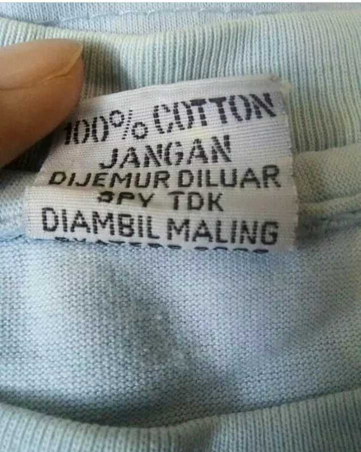 peringatan di label baju yang bikin melongo abis © 2021 1cak.com