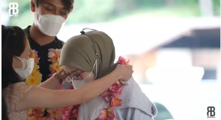 resort honeymoon lesty dan billar © YouTube resort honeymoon lesty dan billar © YouTube