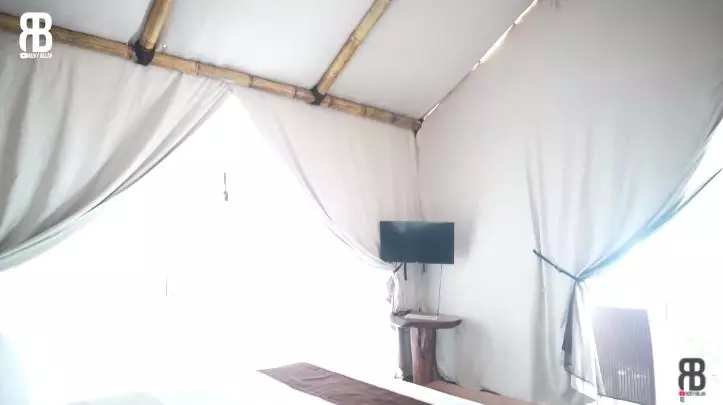 resort honeymoon lesty dan billar © YouTube resort honeymoon lesty dan billar © YouTube