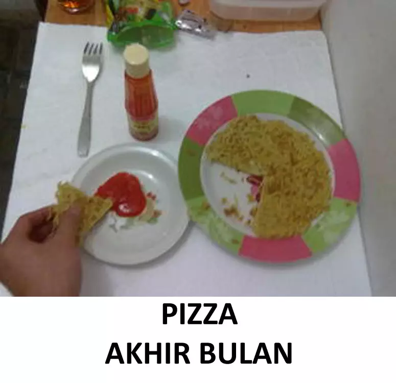 17 Meme lucu menu makanan mahasiswa akhir bulan, bikin ngelus dada © 2021 brilio.net 17 Meme lucu menu makanan mahasiswa akhir bulan, bikin ngelus dada © 2021 brilio.net
