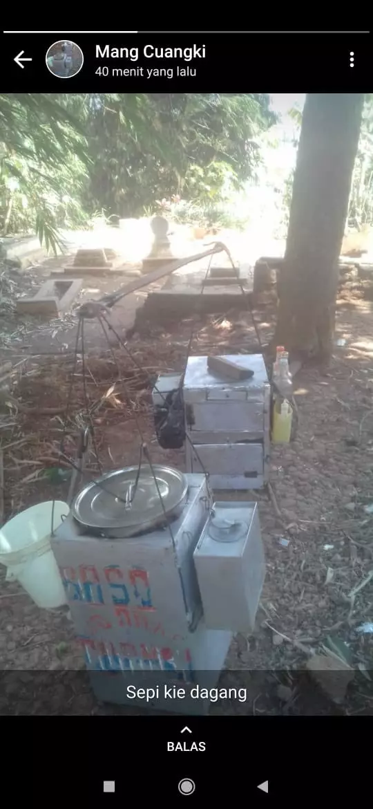 status WA orang lagi jualan barang lucu © 2021 twitter.com status WA orang lagi jualan barang lucu © 2021 twitter.com