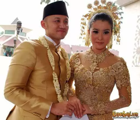 Momen pernikahan pembalap Indonesia © 2021 brilio.net