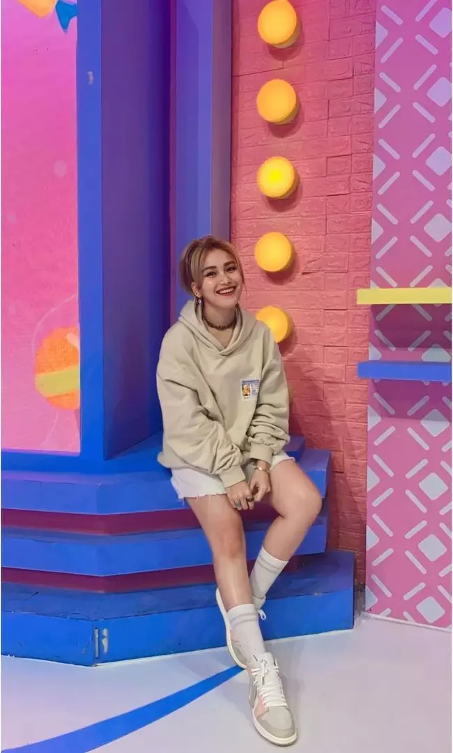 Ayu Ting Ting kembali datangi Polda Metro Jaya © Instagram