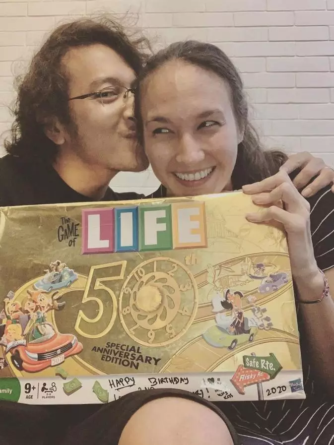 Kado unik seleb cantik © 2021 brilio.net