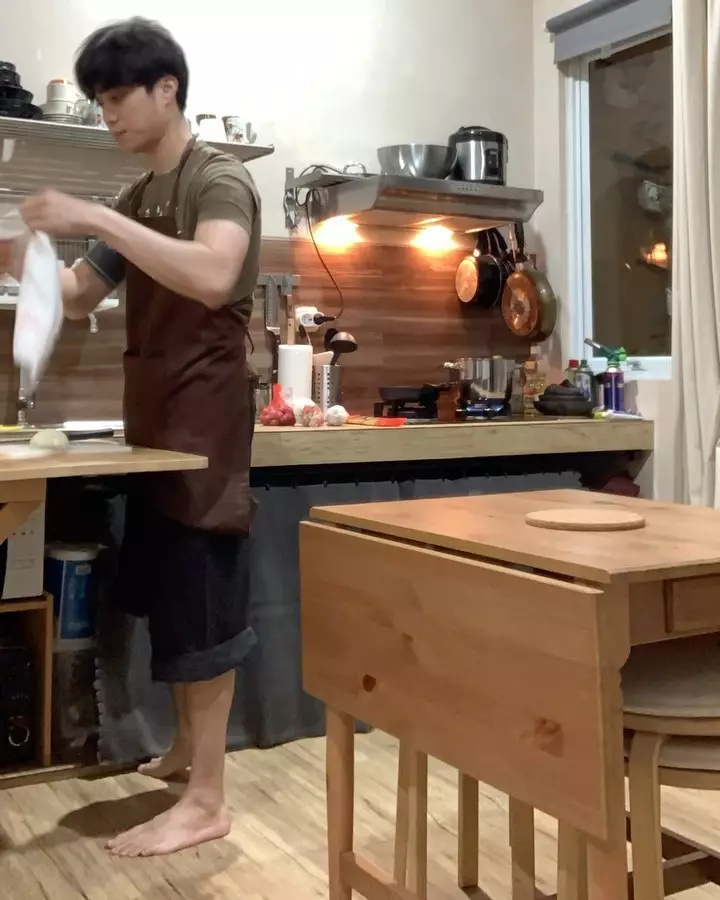 Potret penataan rumah Dikta Instagram Potret penataan rumah Dikta Instagram